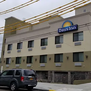Days By Wyndham Brooklyn Marine Park New York
